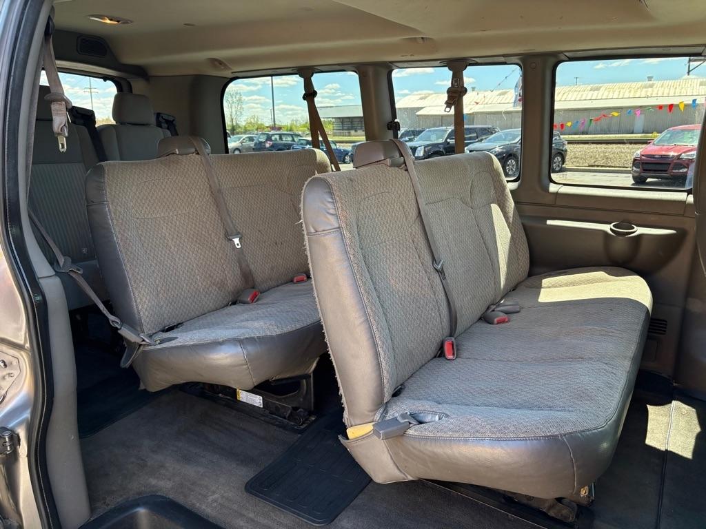 Chevrolet Express LS 1500 AWD 2008