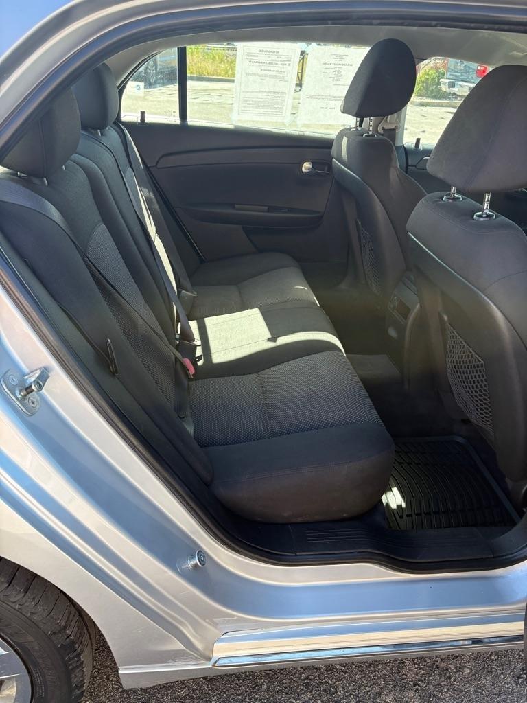 Chevrolet Malibu photo 5