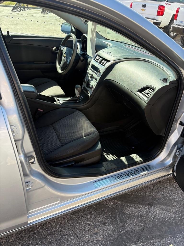 Chevrolet Malibu photo 6