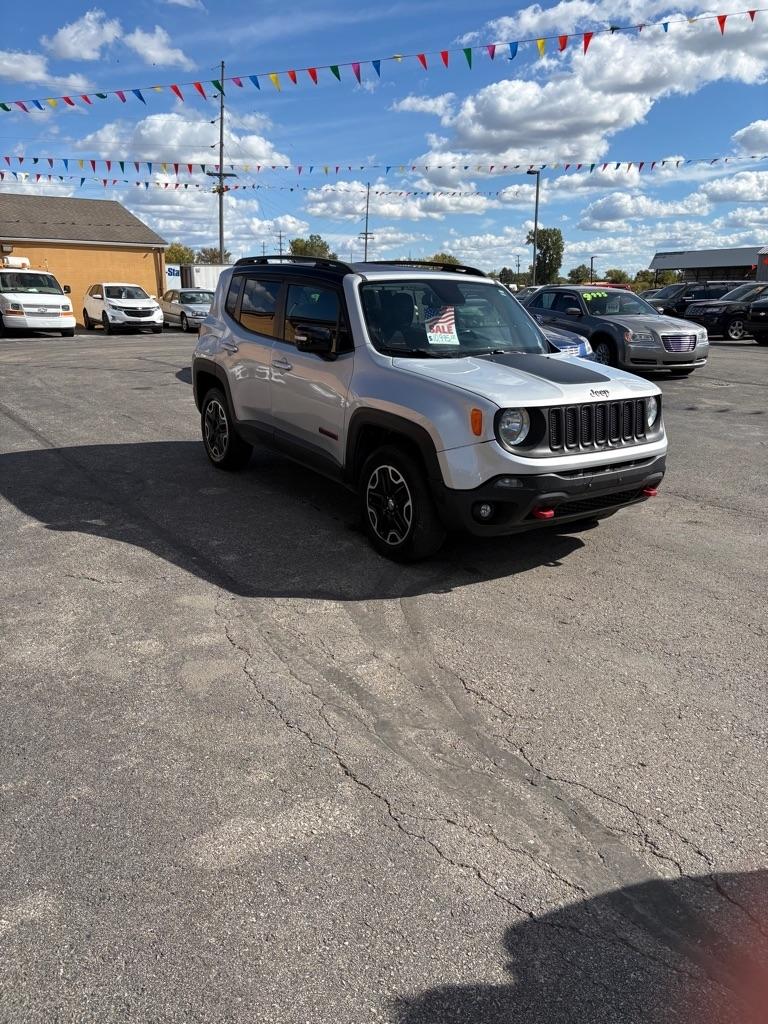 Jeep Renegade photo 3