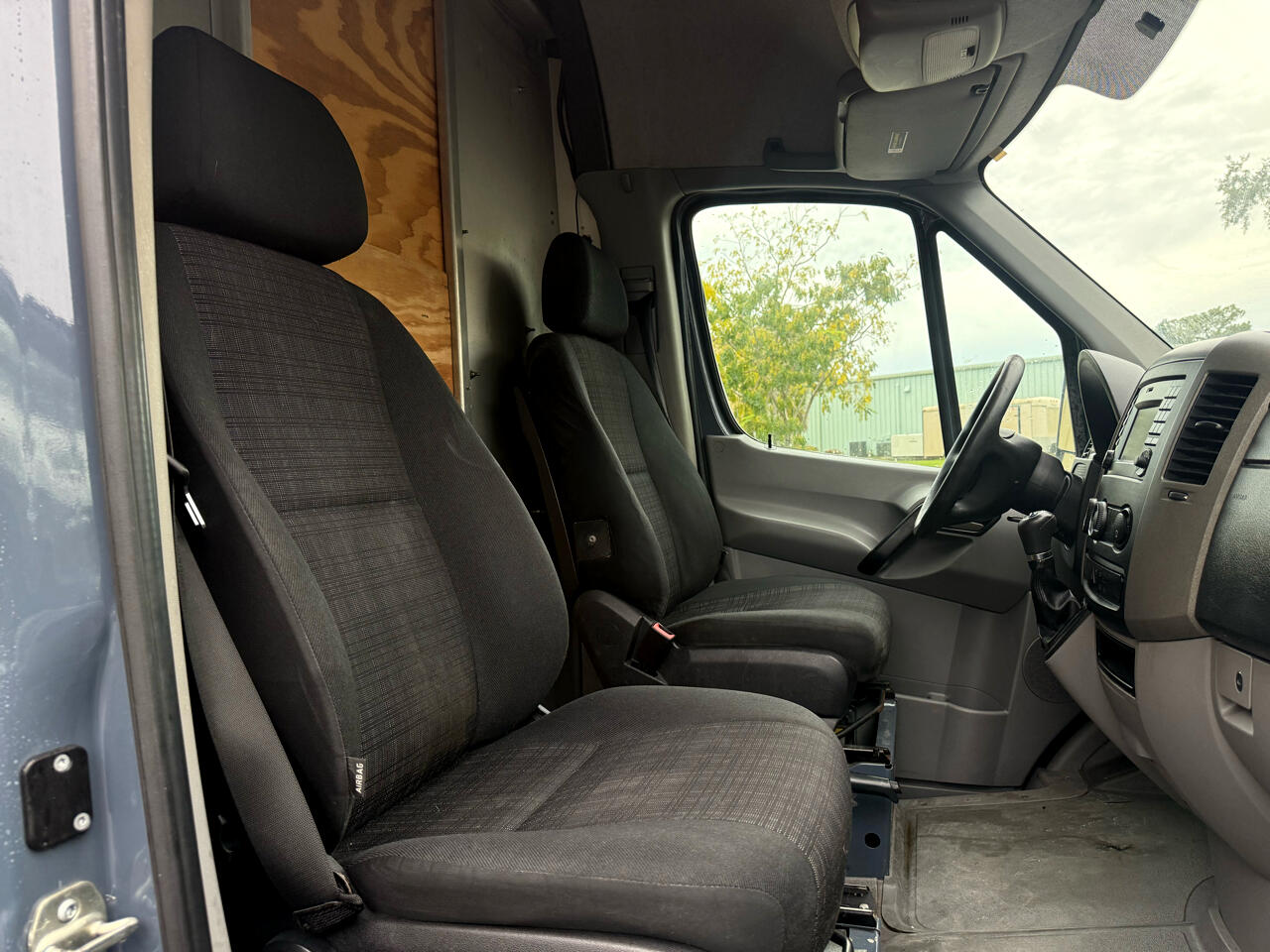 View 25