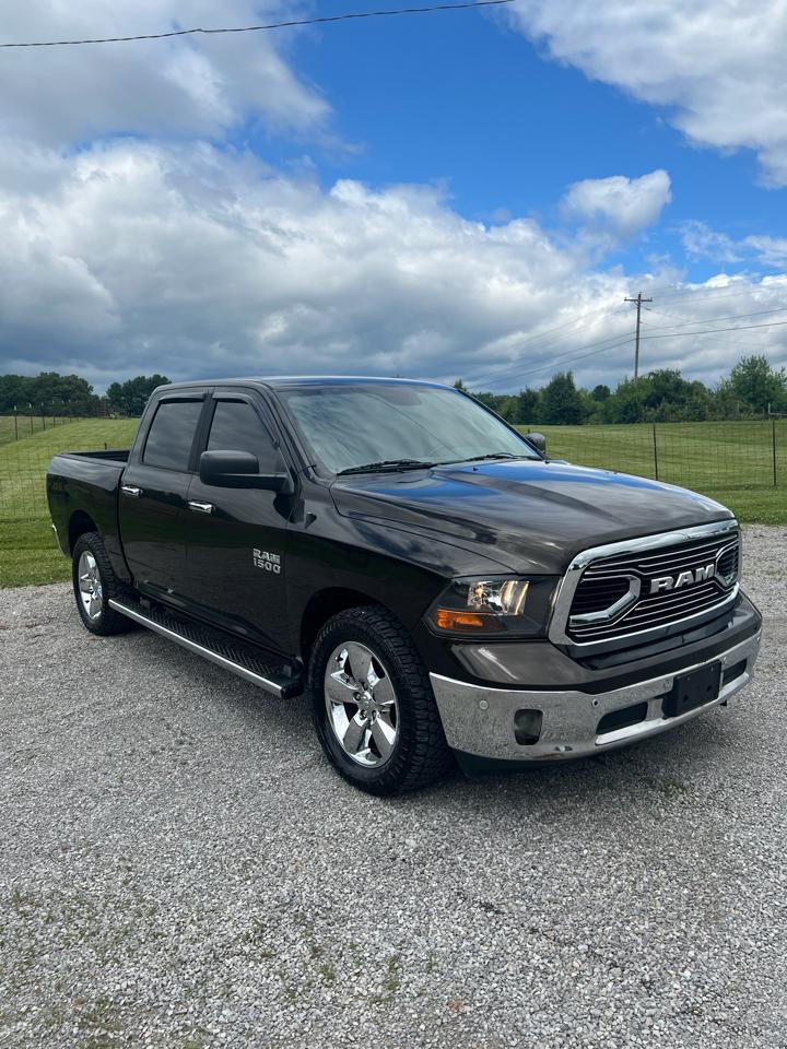 RAM 1500 4WD Crew Cab 140.5" Big Horn 2014