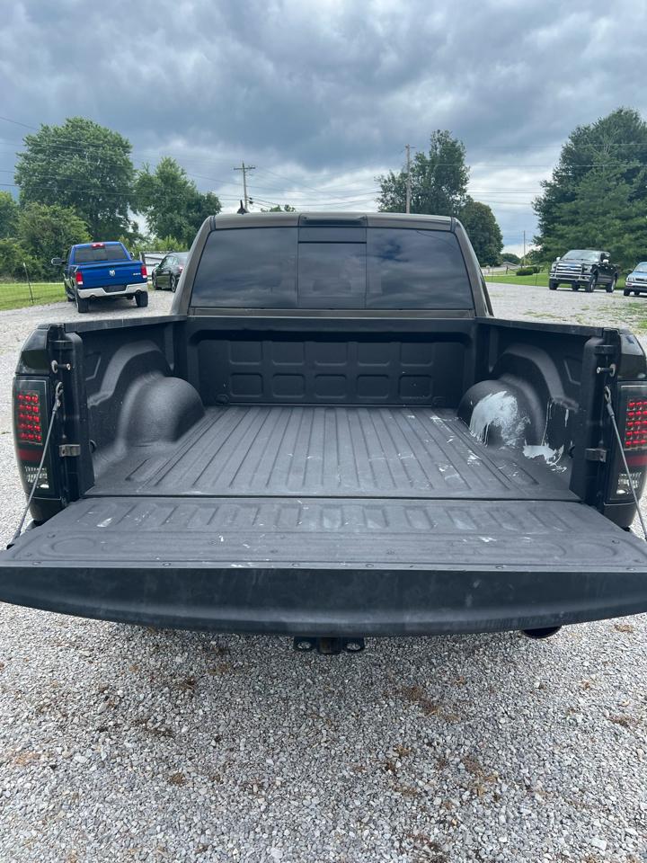 RAM 1500 4WD Crew Cab 140.5" Big Horn 2014