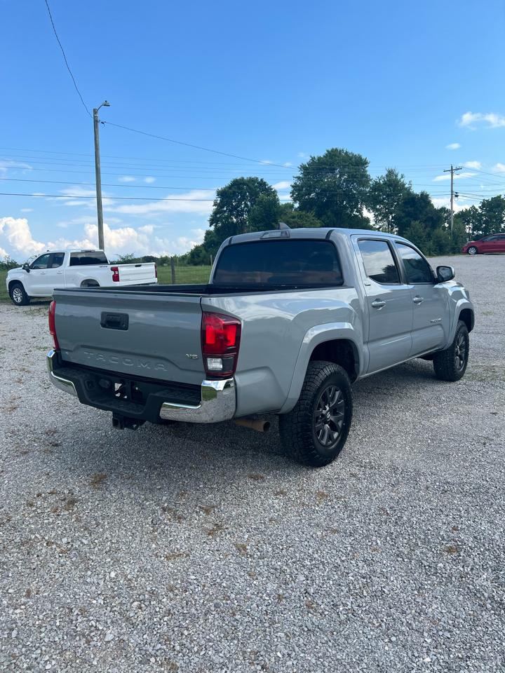 Toyota Tacoma 2WD Double Cab V6 AT SR5 (Natl) 2021