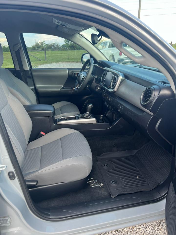 Toyota Tacoma 2WD Double Cab V6 AT SR5 (Natl) 2021