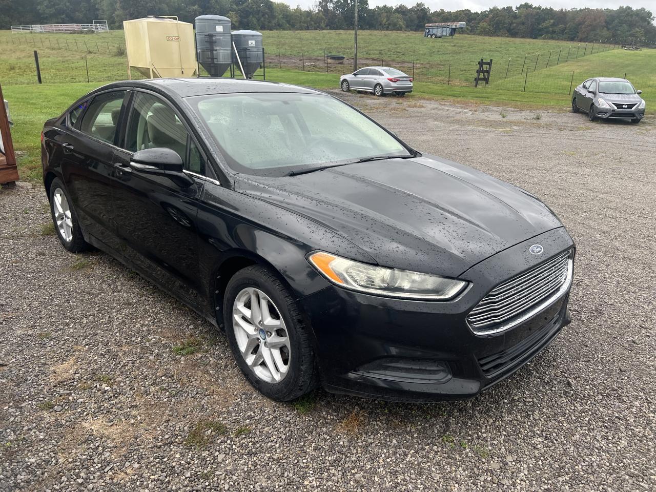 Ford Fusion SE 2013