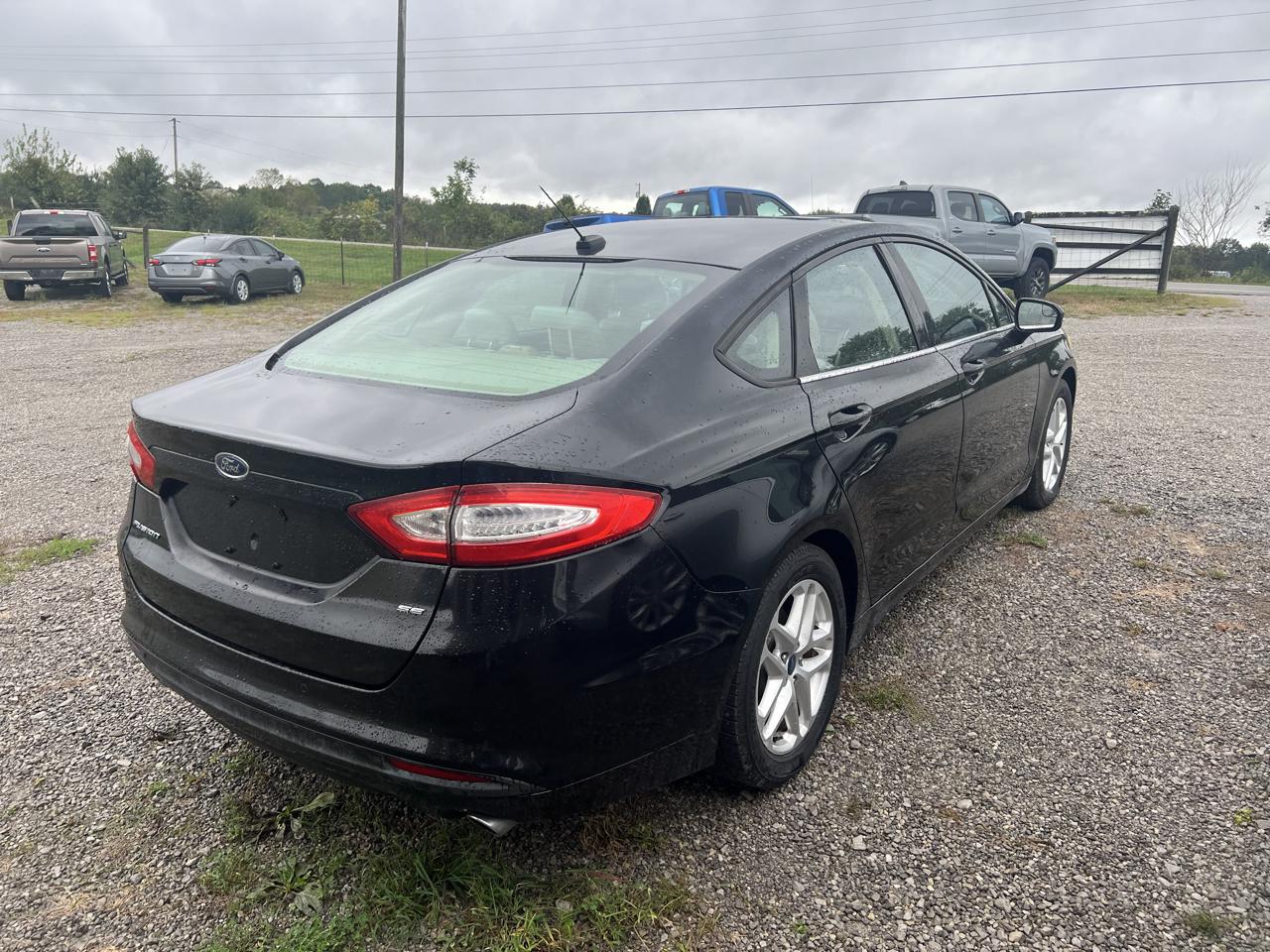 Ford Fusion SE 2013