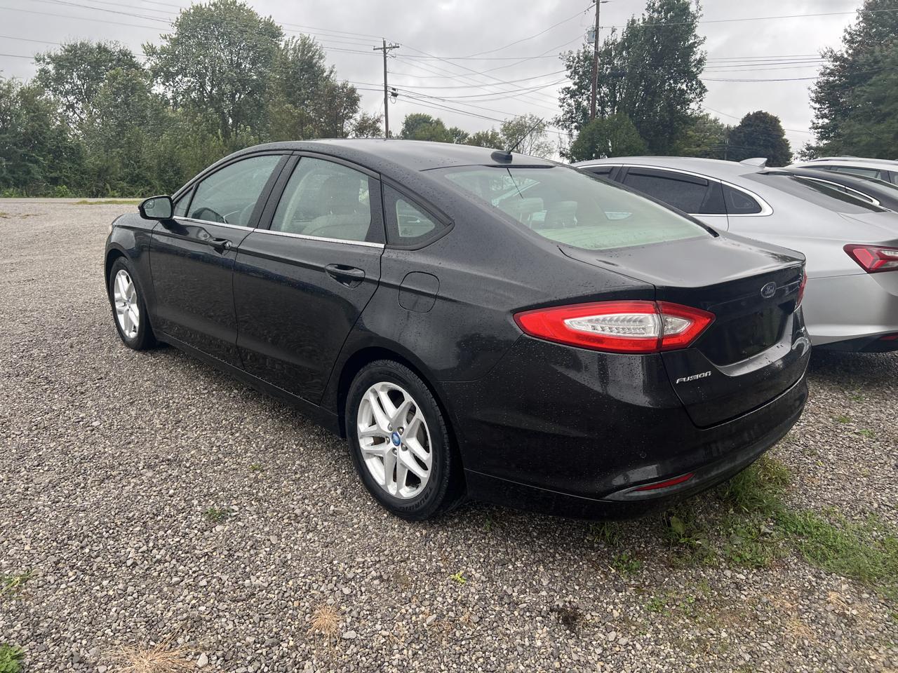 Ford Fusion SE 2013