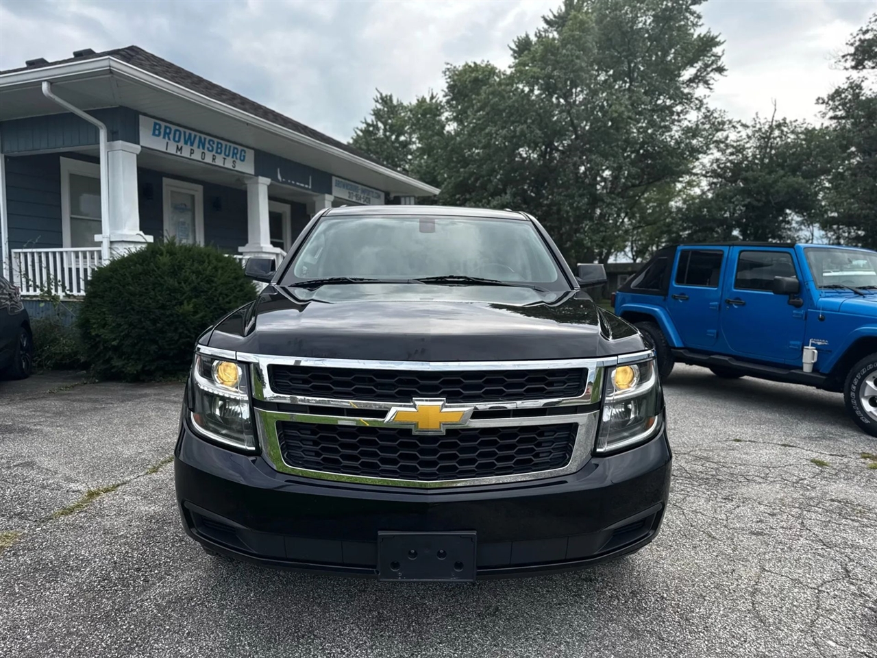 2019 Chevrolet Suburban LS's photo