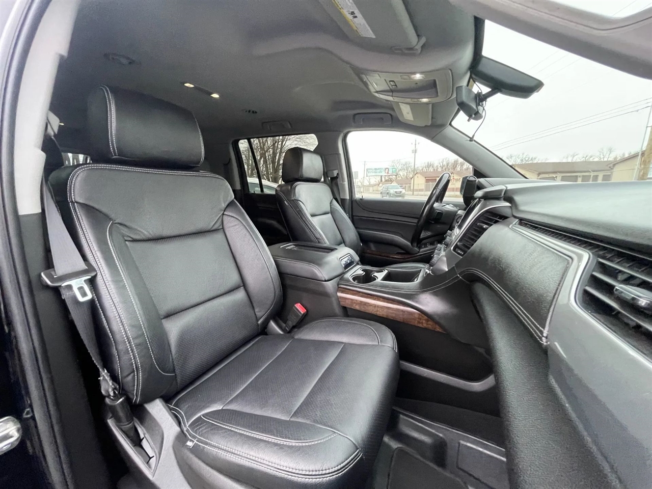 Chevrolet Suburban  2019