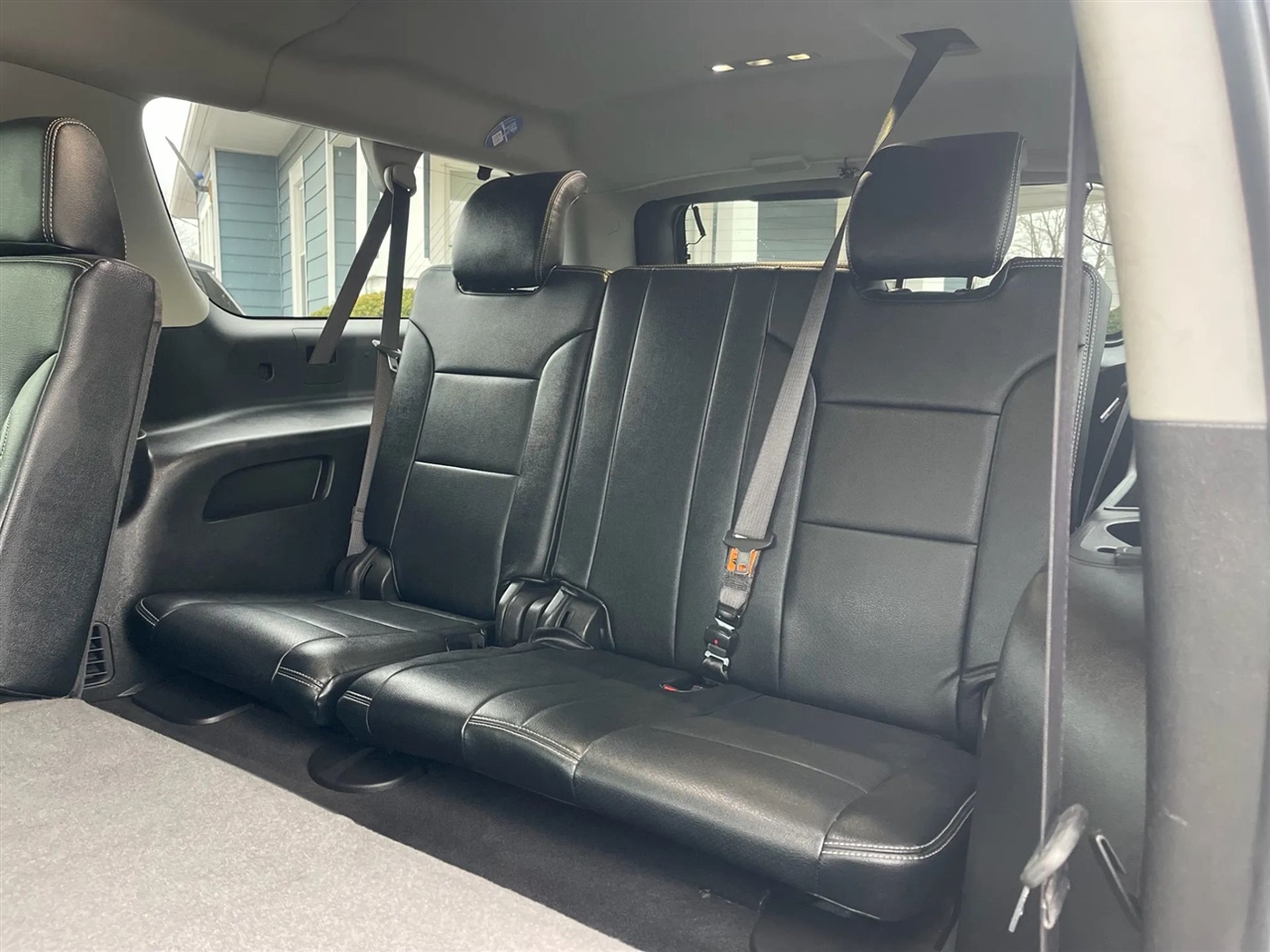 Chevrolet Suburban  2019