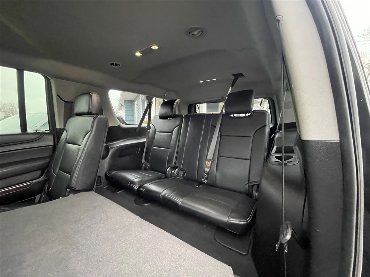 Chevrolet Suburban  2019