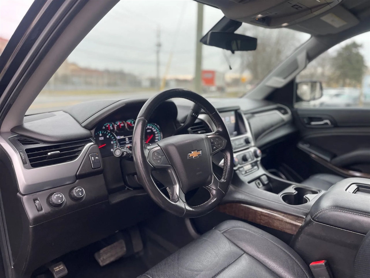 Chevrolet Suburban  2019