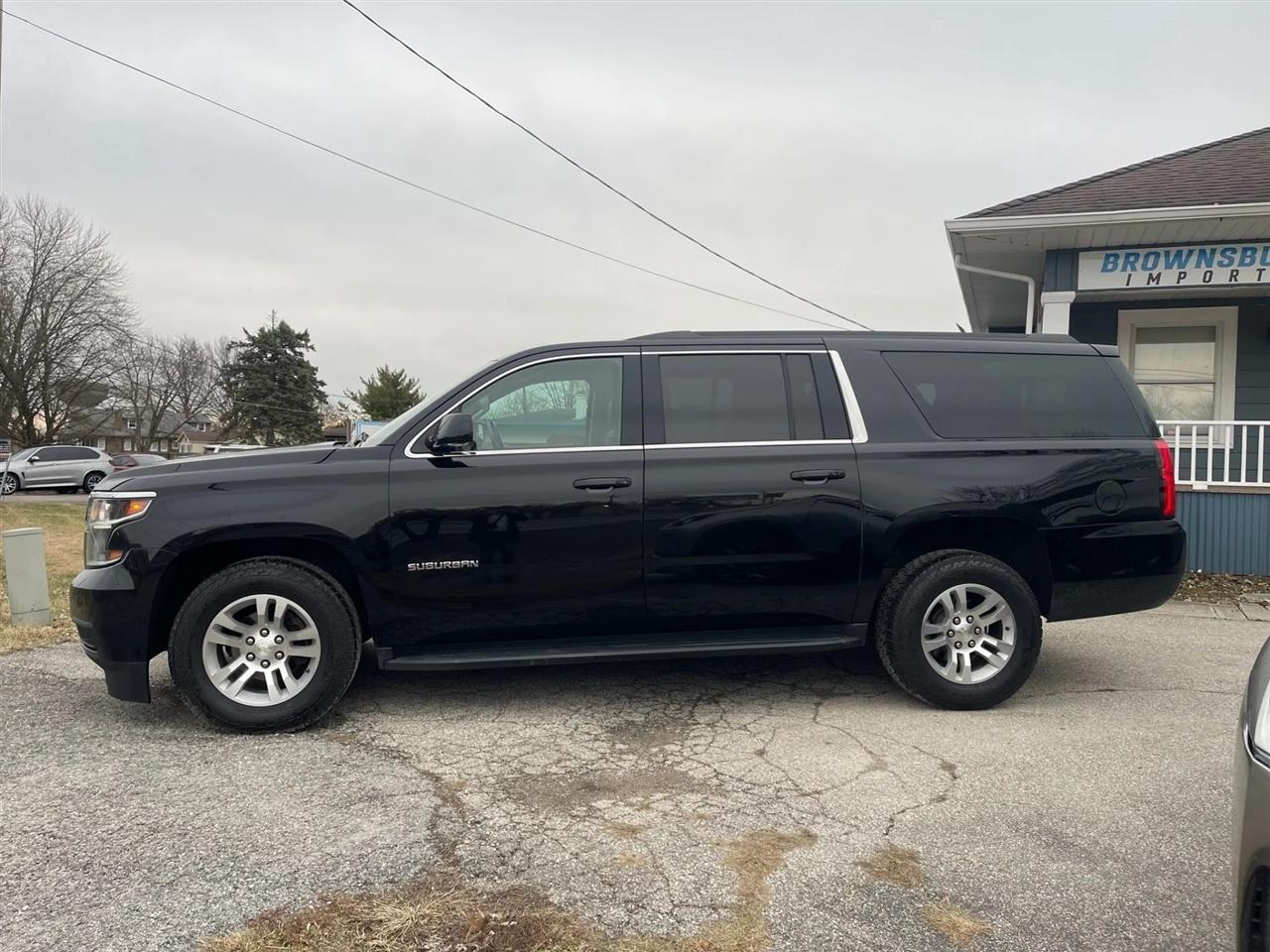 Chevrolet Suburban  2019
