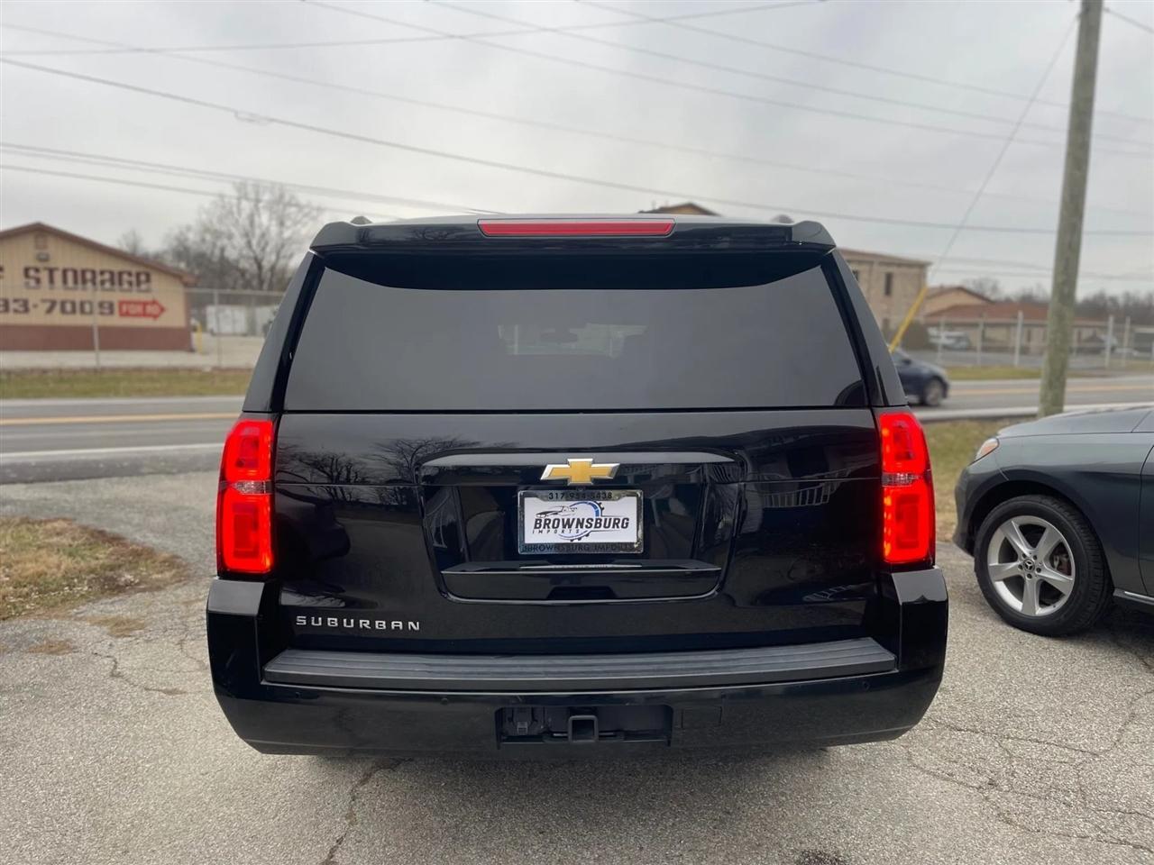 Chevrolet Suburban  2019