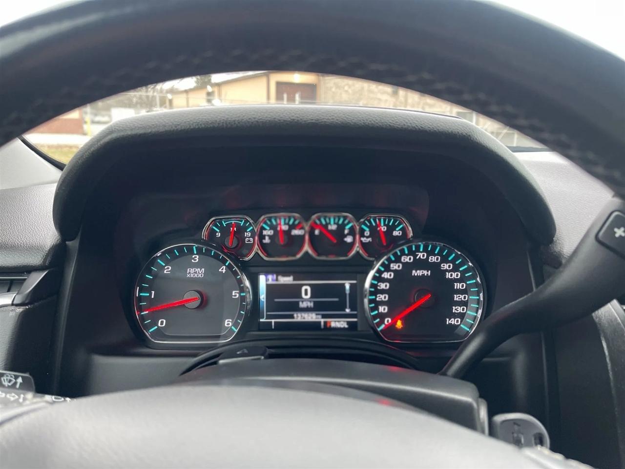 Chevrolet Suburban  2019