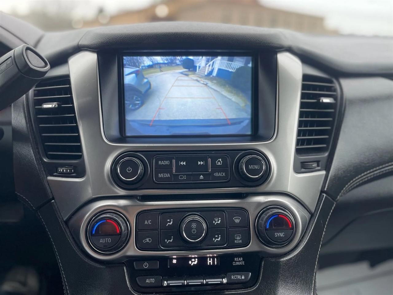 Chevrolet Suburban  2019