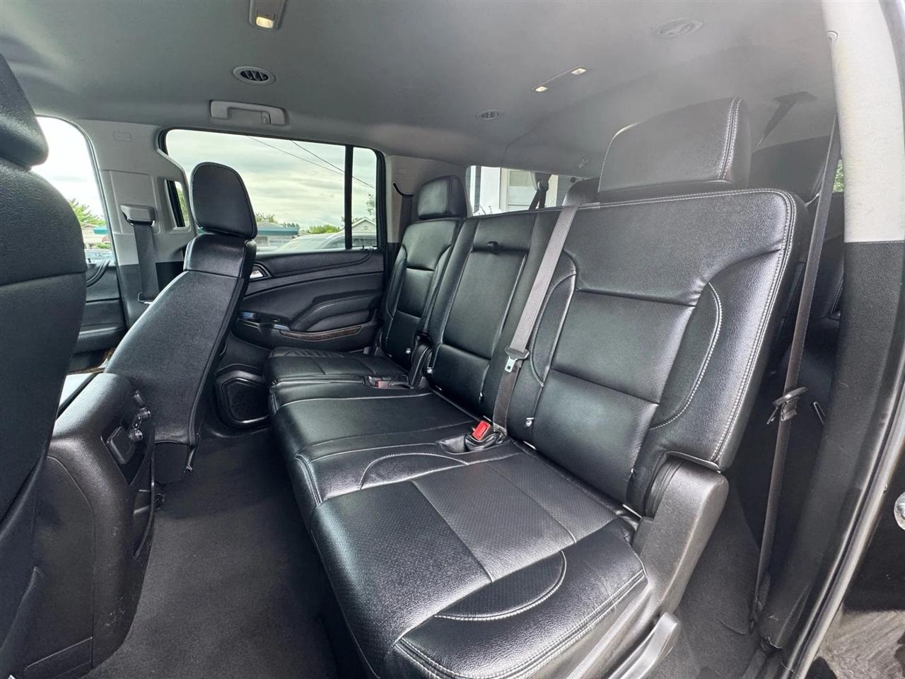 Chevrolet Suburban  2019