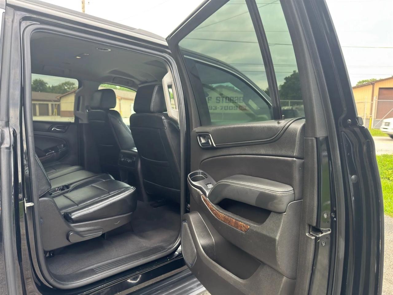 Chevrolet Suburban  2019