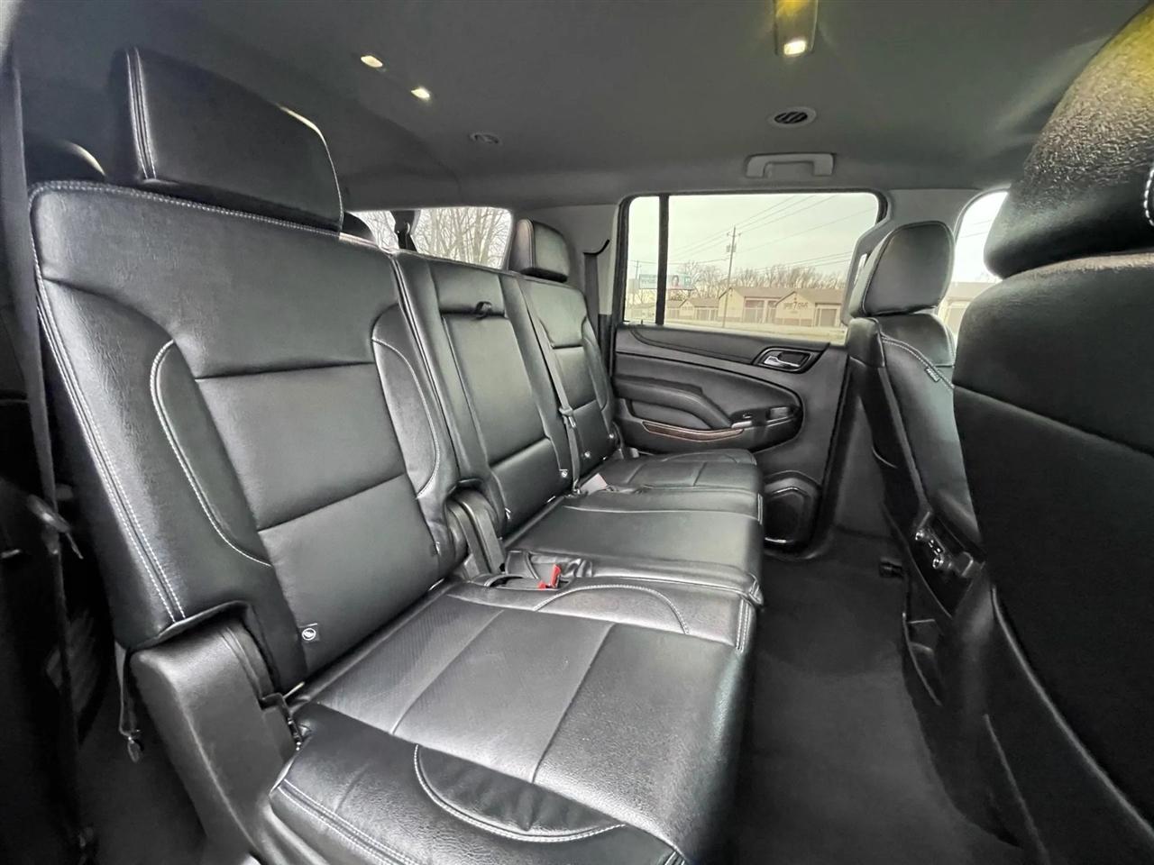 Chevrolet Suburban  2019