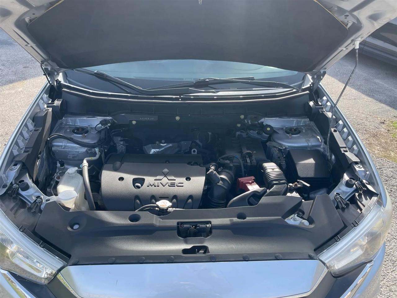 Mitsubishi Outlander Sport  2017