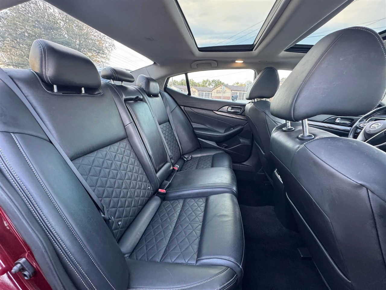 Nissan Maxima  2017 Nissan Maxima  2017