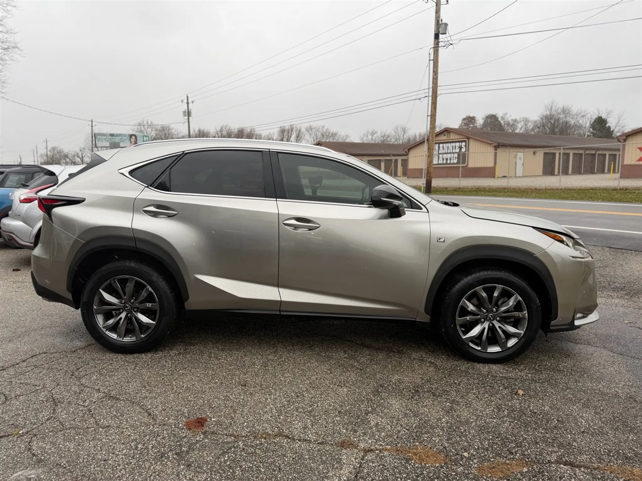 Lexus NX 200t  2016