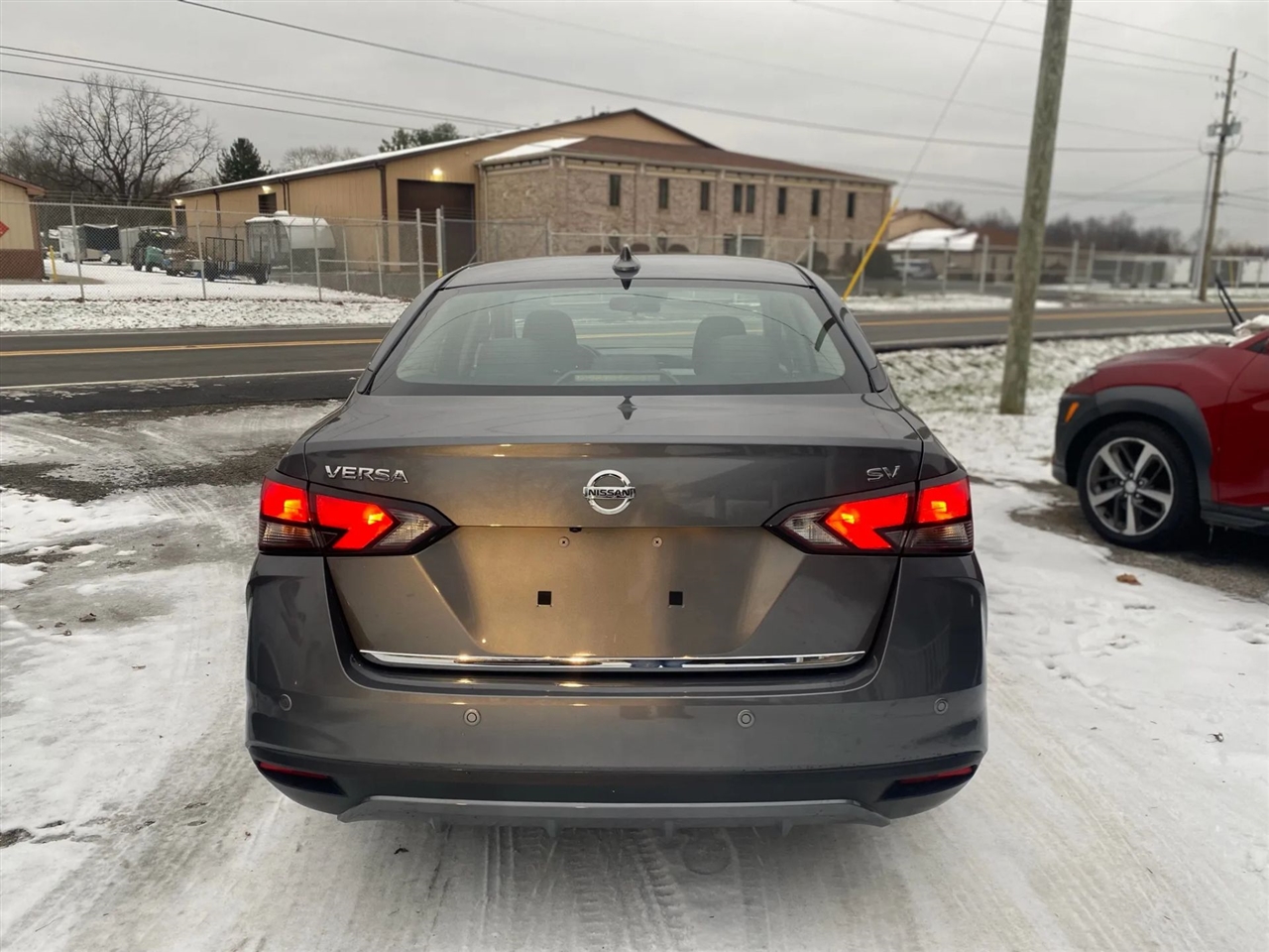 Nissan Versa  2022