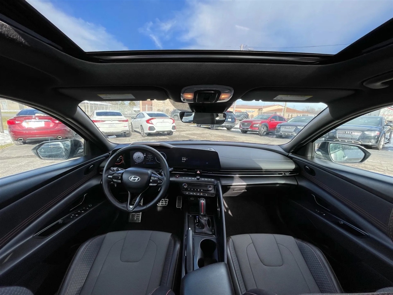 Hyundai Elantra  2025