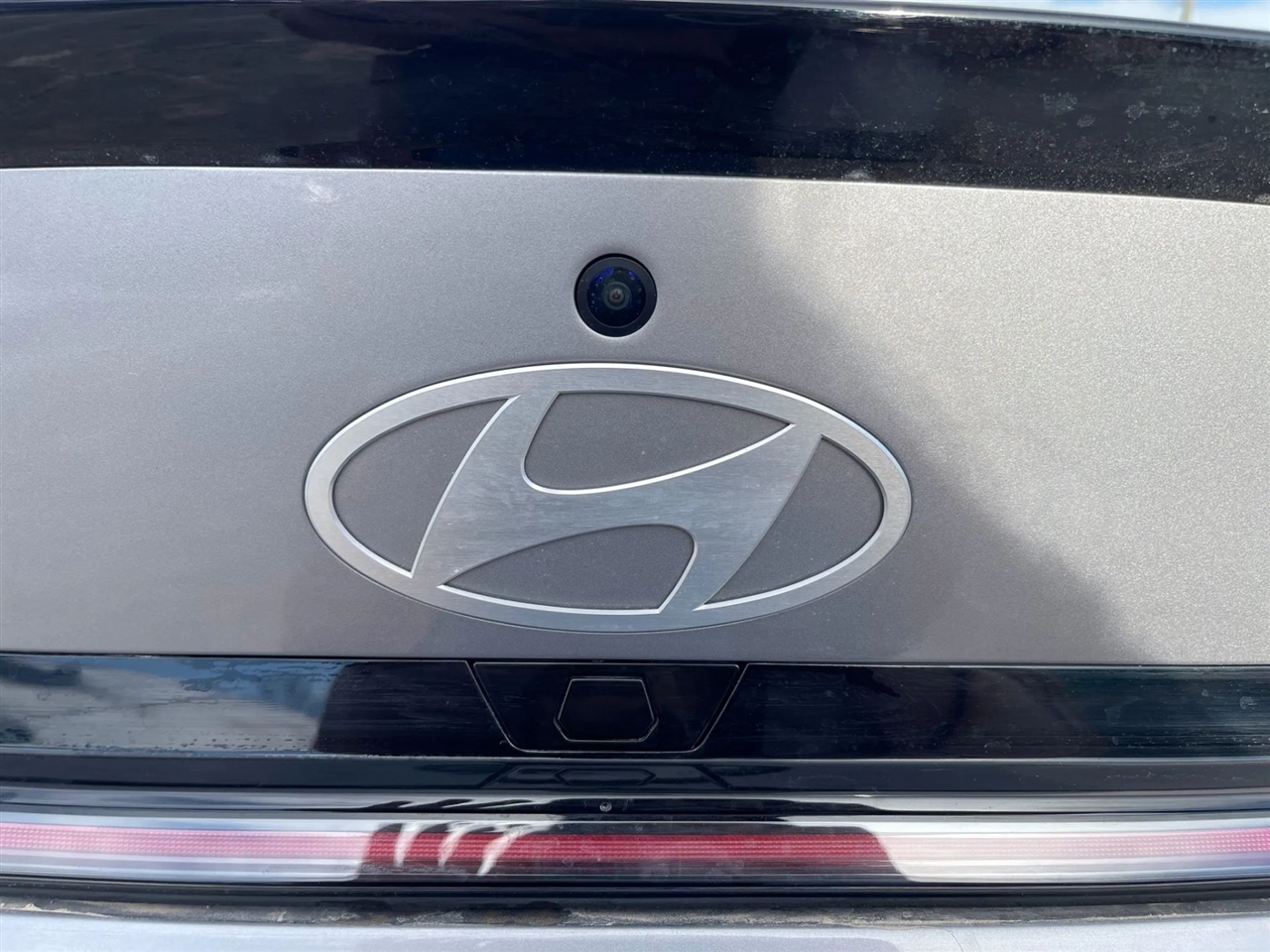 Hyundai Elantra  2025