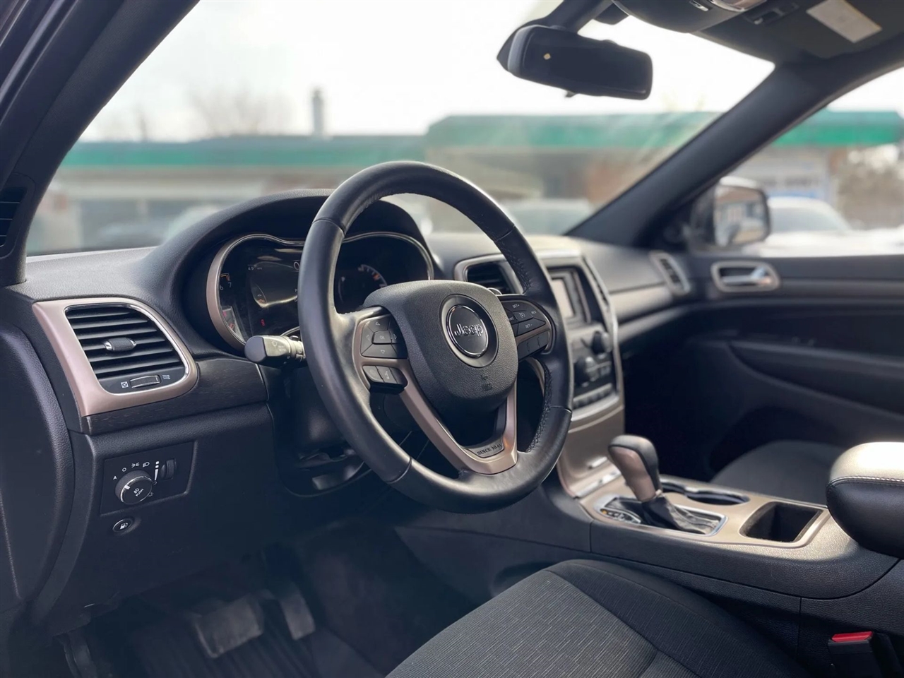 Jeep Grand Cherokee  2016