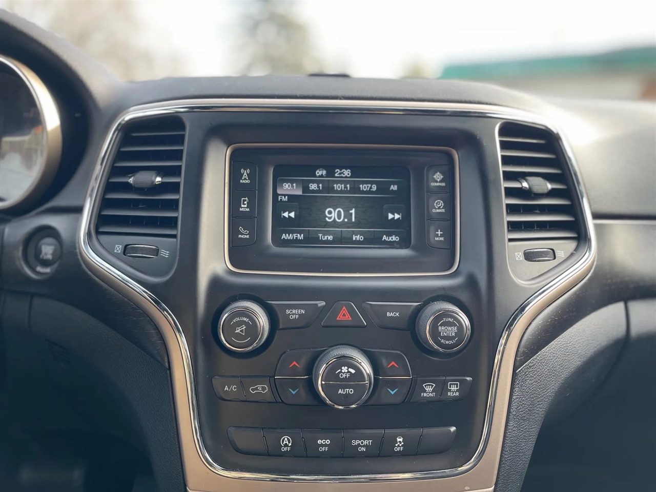 Jeep Grand Cherokee  2016