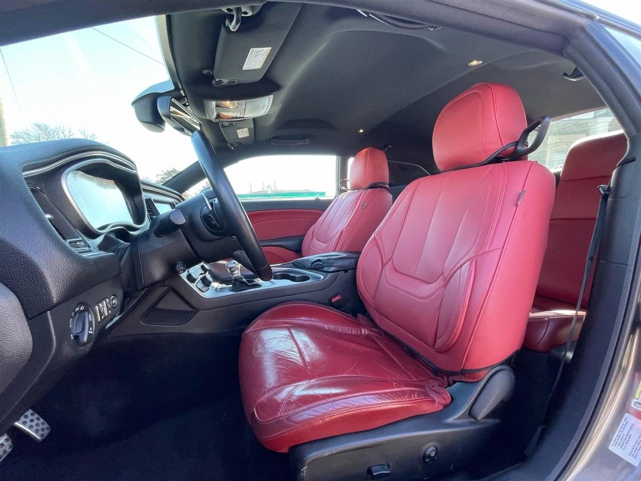 Dodge Challenger  2016