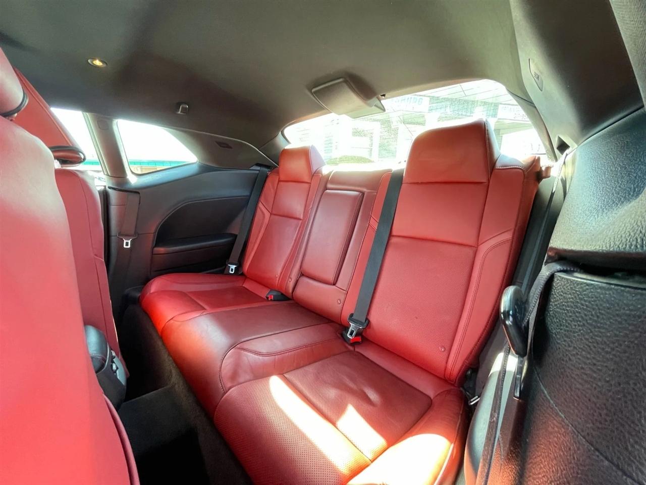 Dodge Challenger  2016