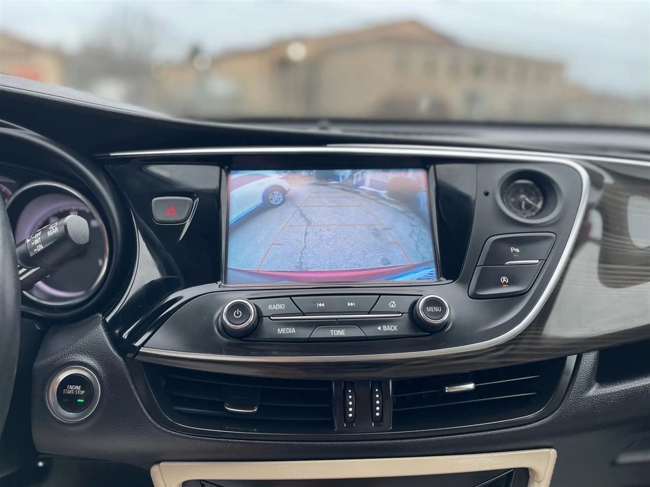 Buick Envision  2020