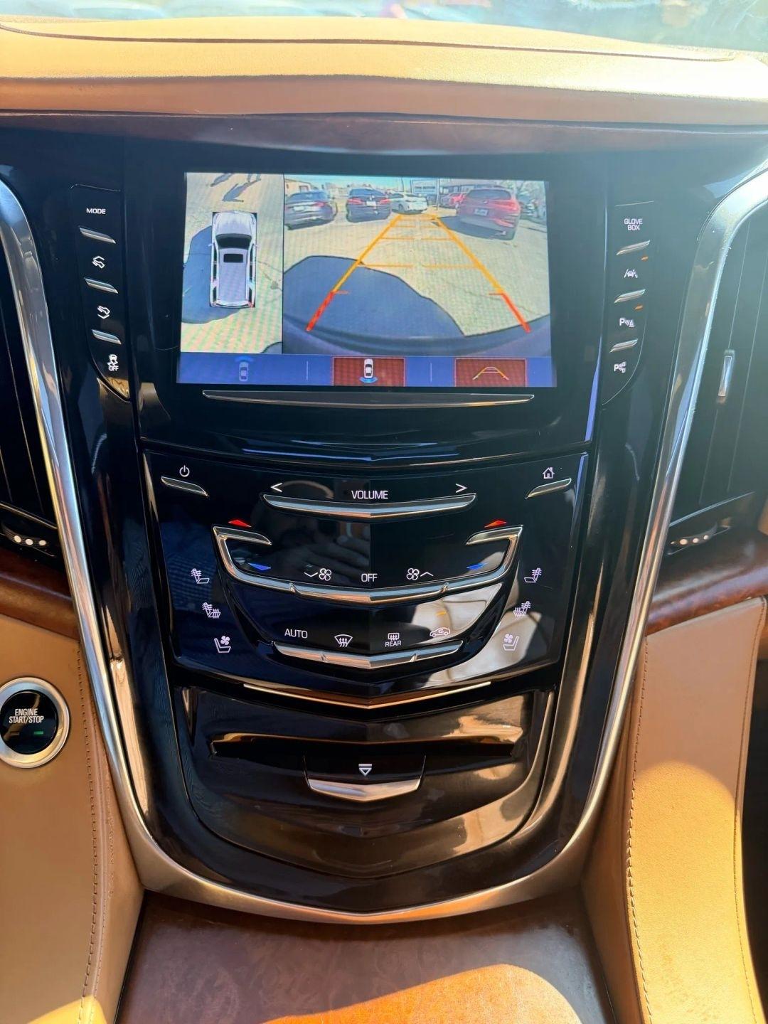 Cadillac Escalade  2017