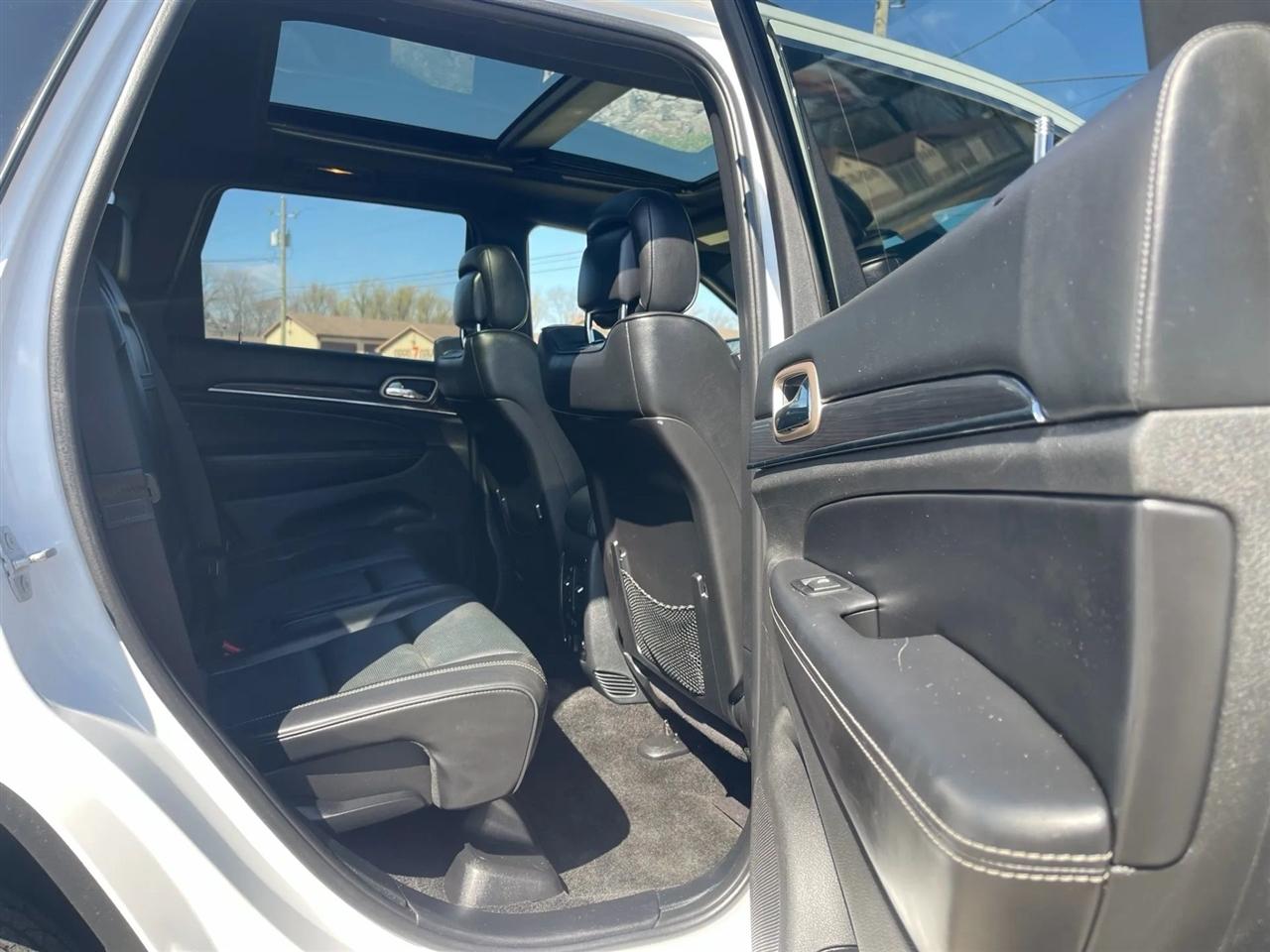 Jeep Grand Cherokee  2015