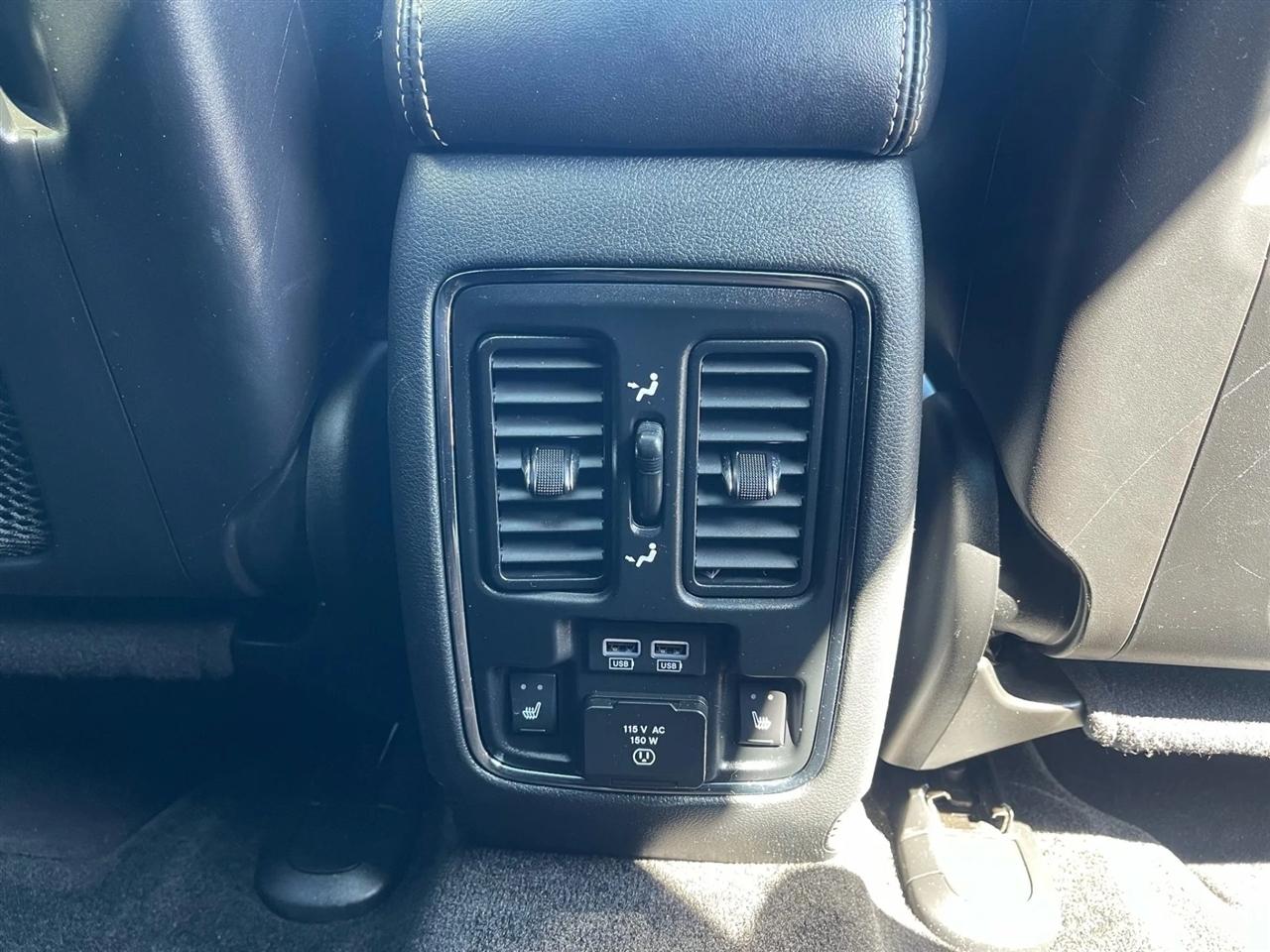 Jeep Grand Cherokee  2015