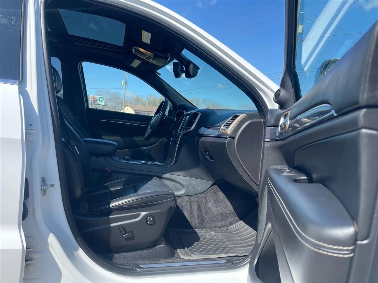 Jeep Grand Cherokee  2015