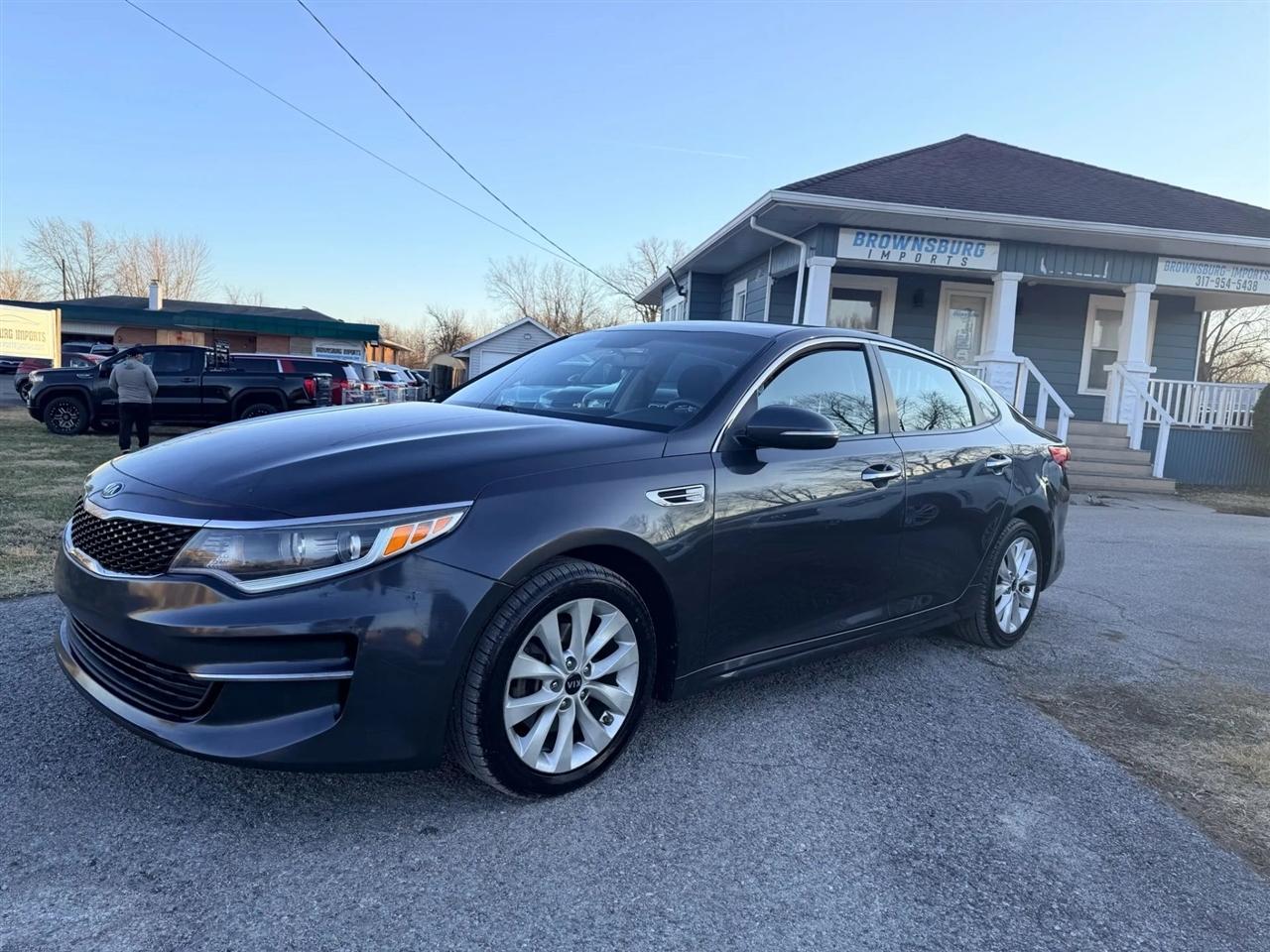 Kia Optima  2017
