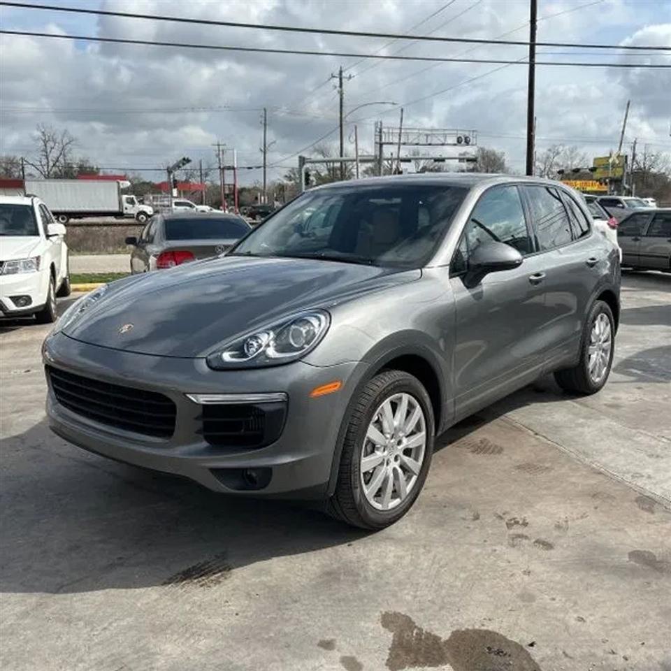 Porsche Cayenne  2015
