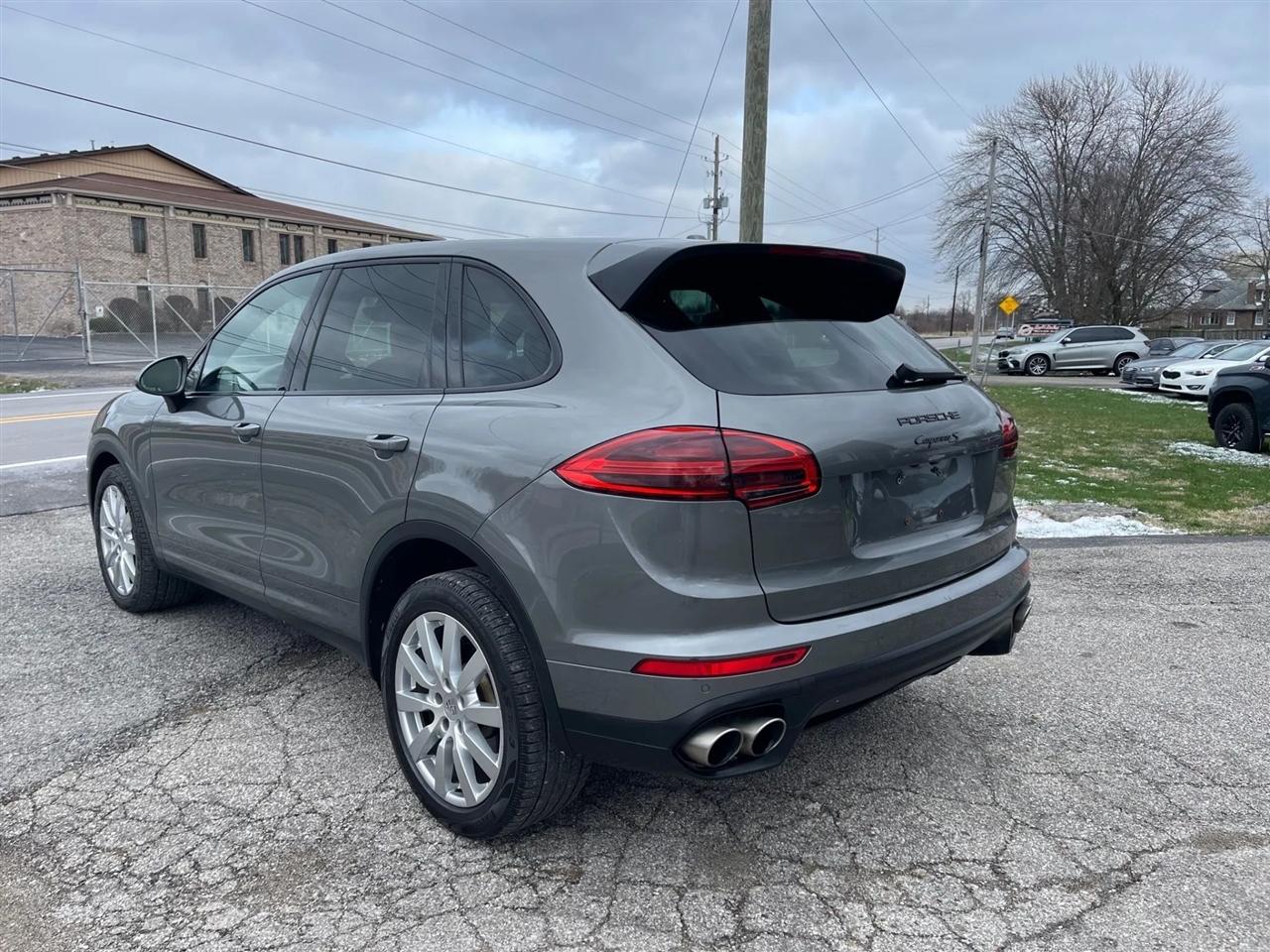 Porsche Cayenne  2015
