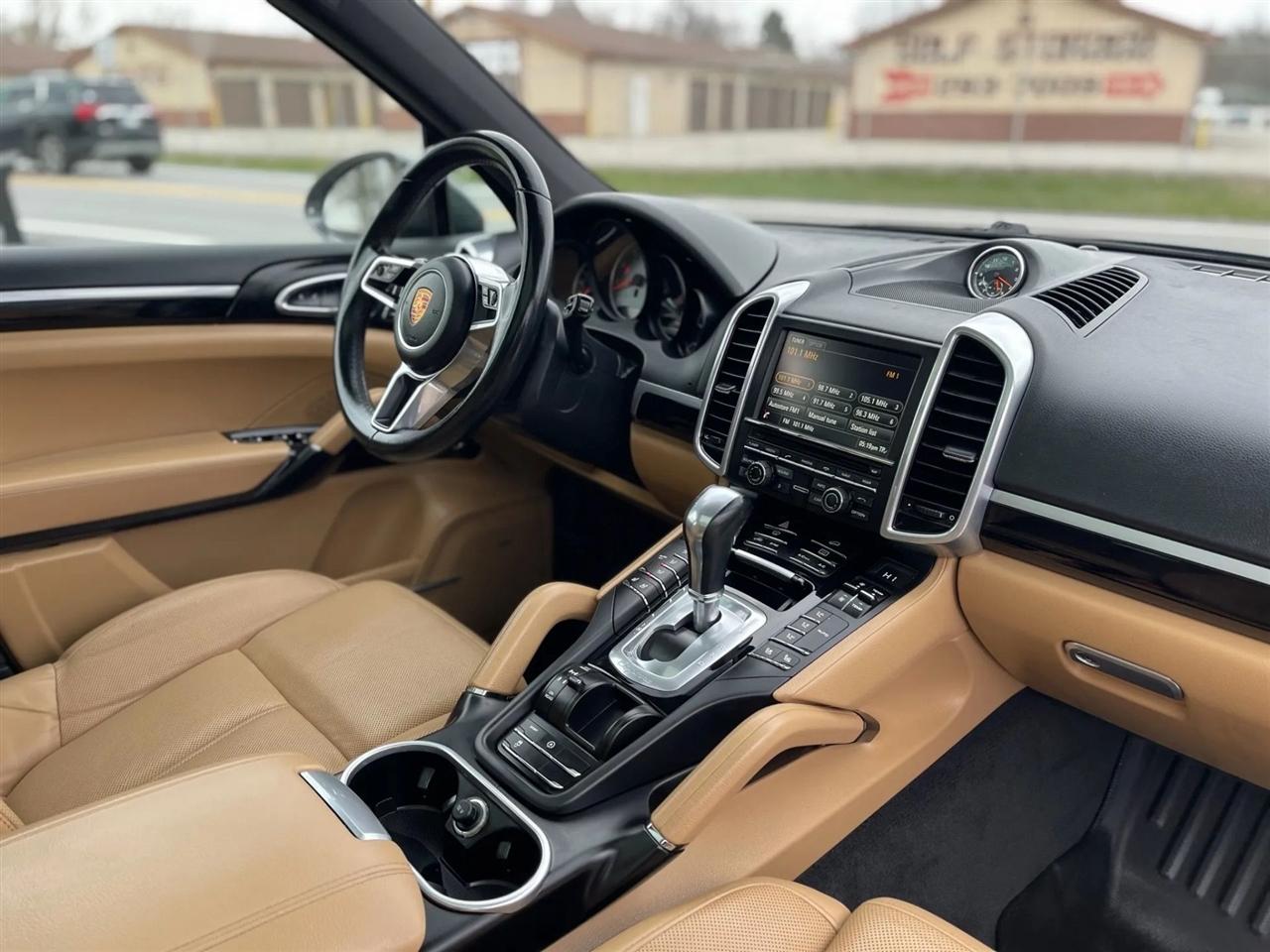 Porsche Cayenne  2015