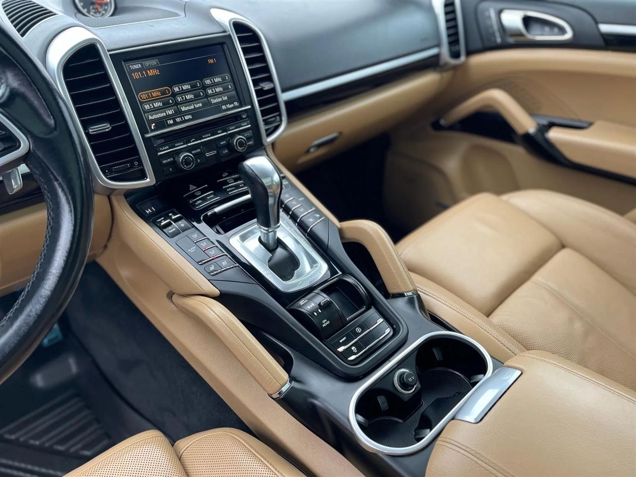 Porsche Cayenne  2015