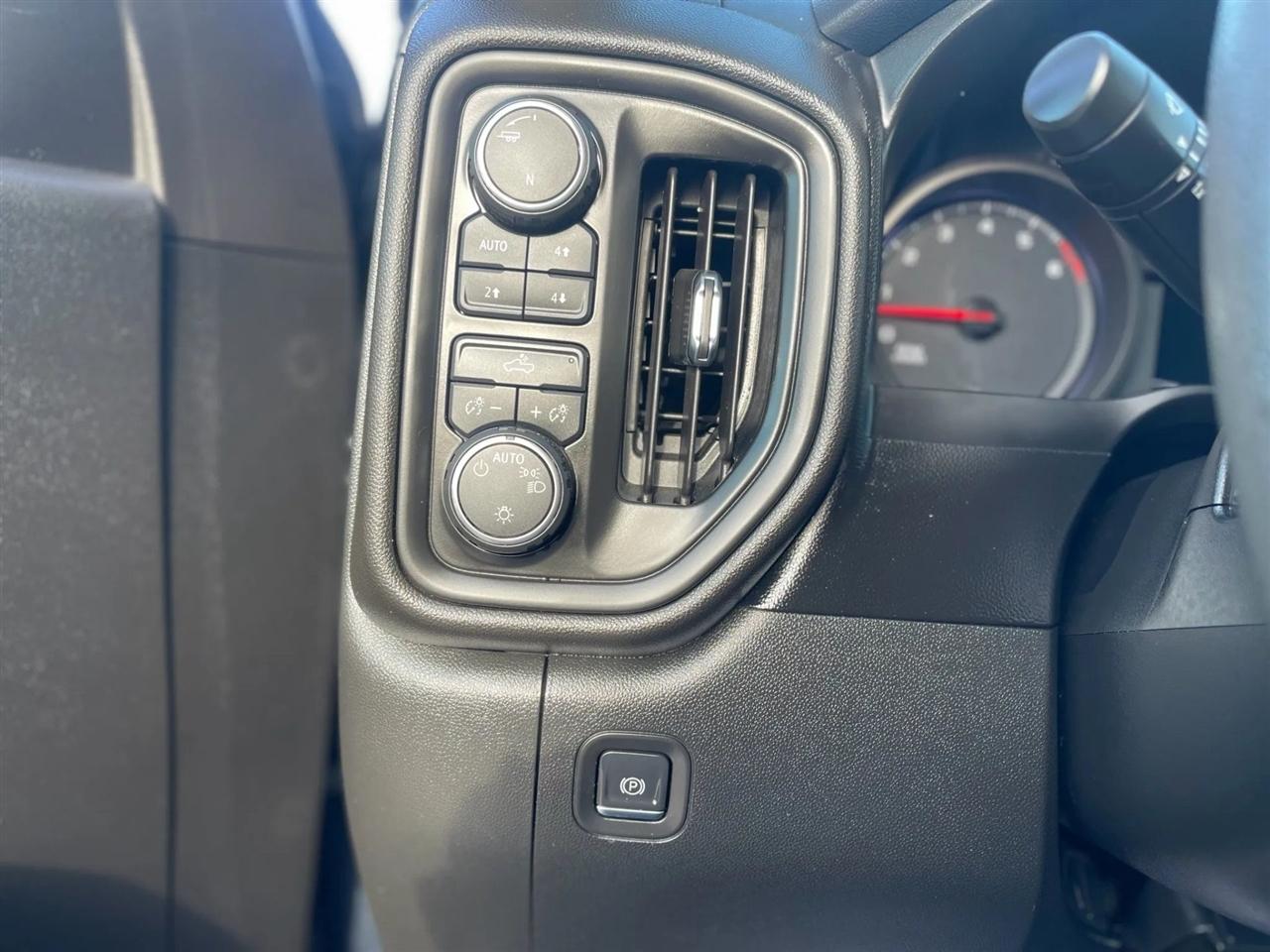 Chevrolet Silverado 1500  2020