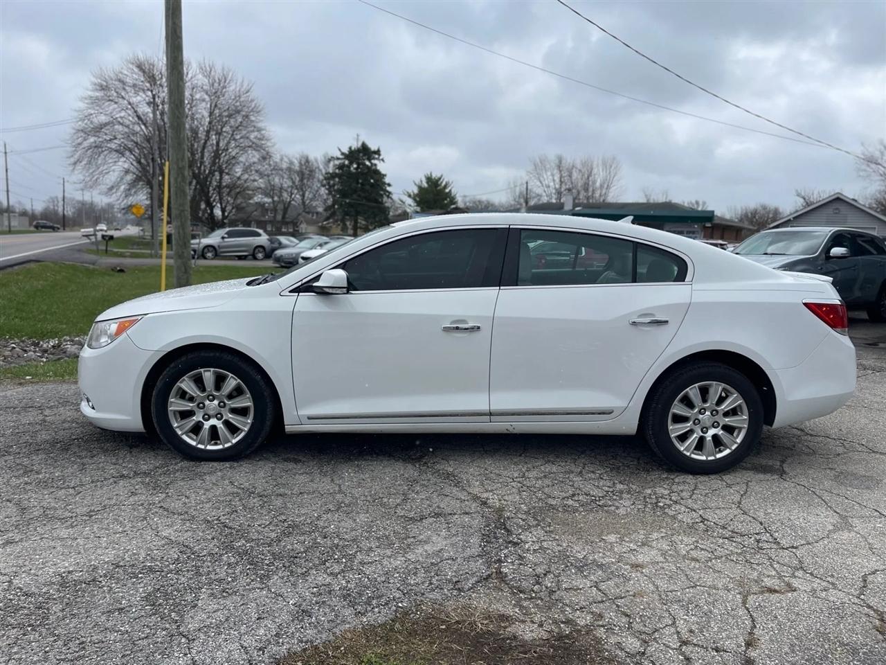 Buick LaCrosse  2013