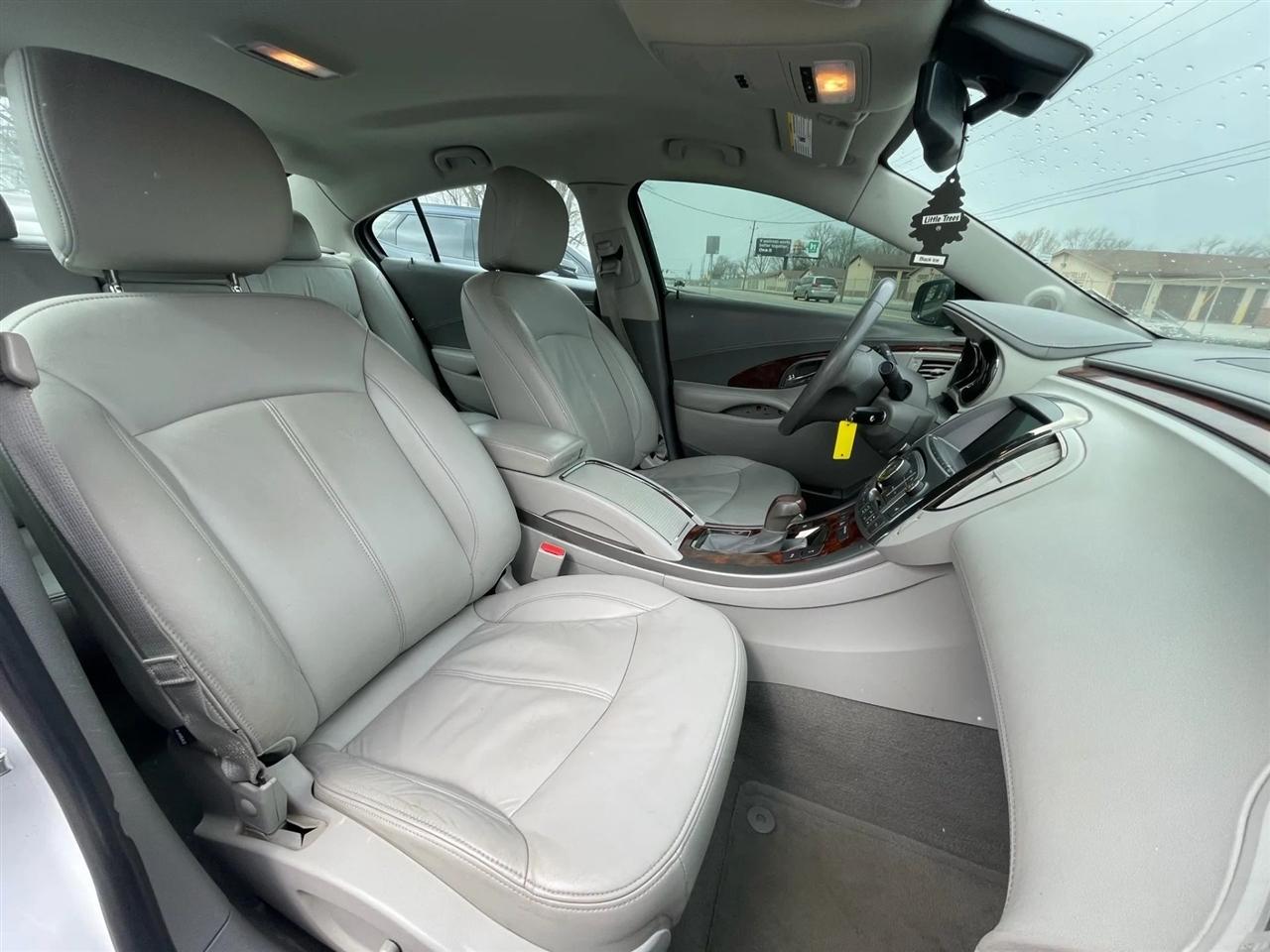 Buick LaCrosse  2013