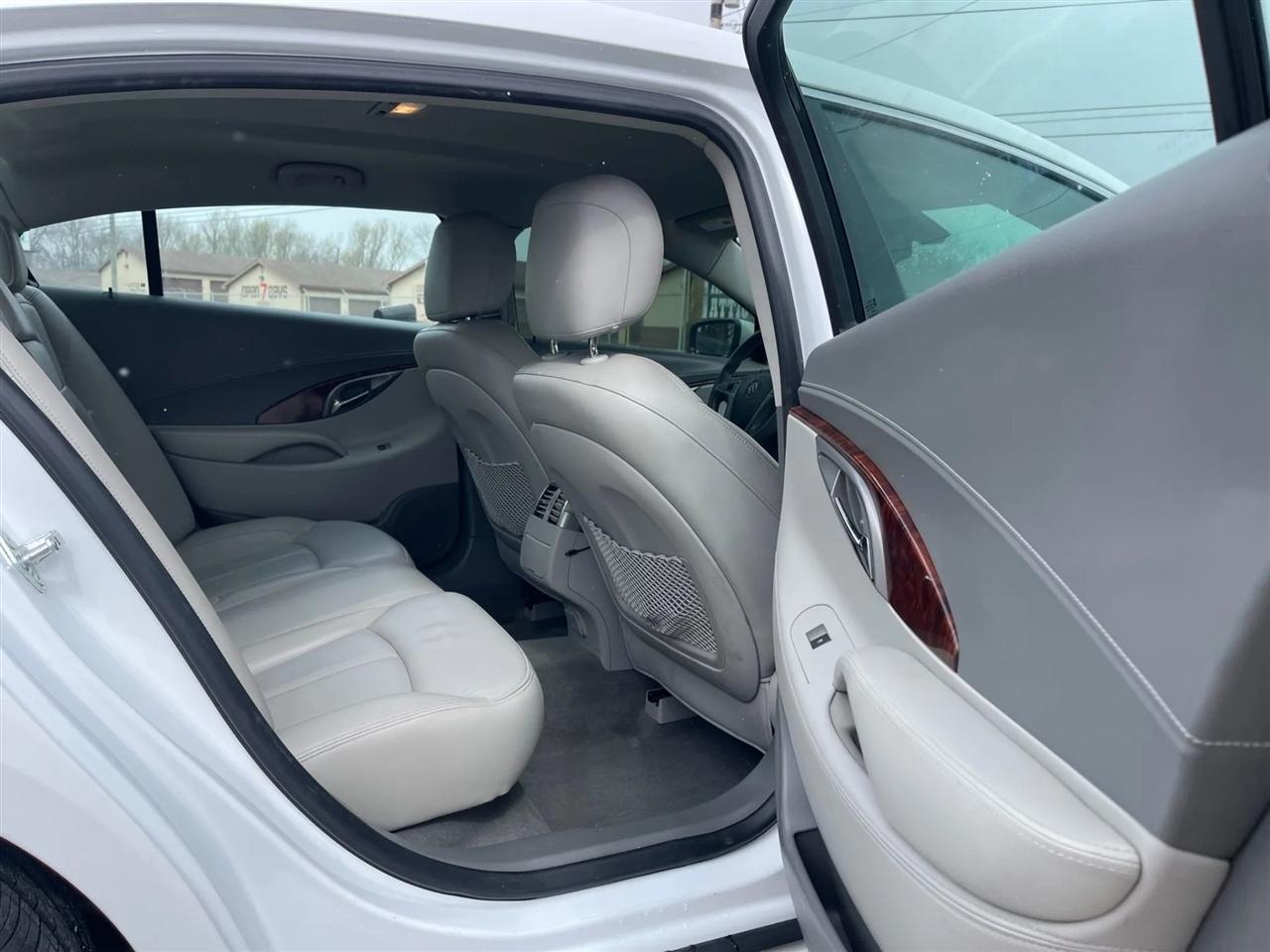 Buick LaCrosse  2013