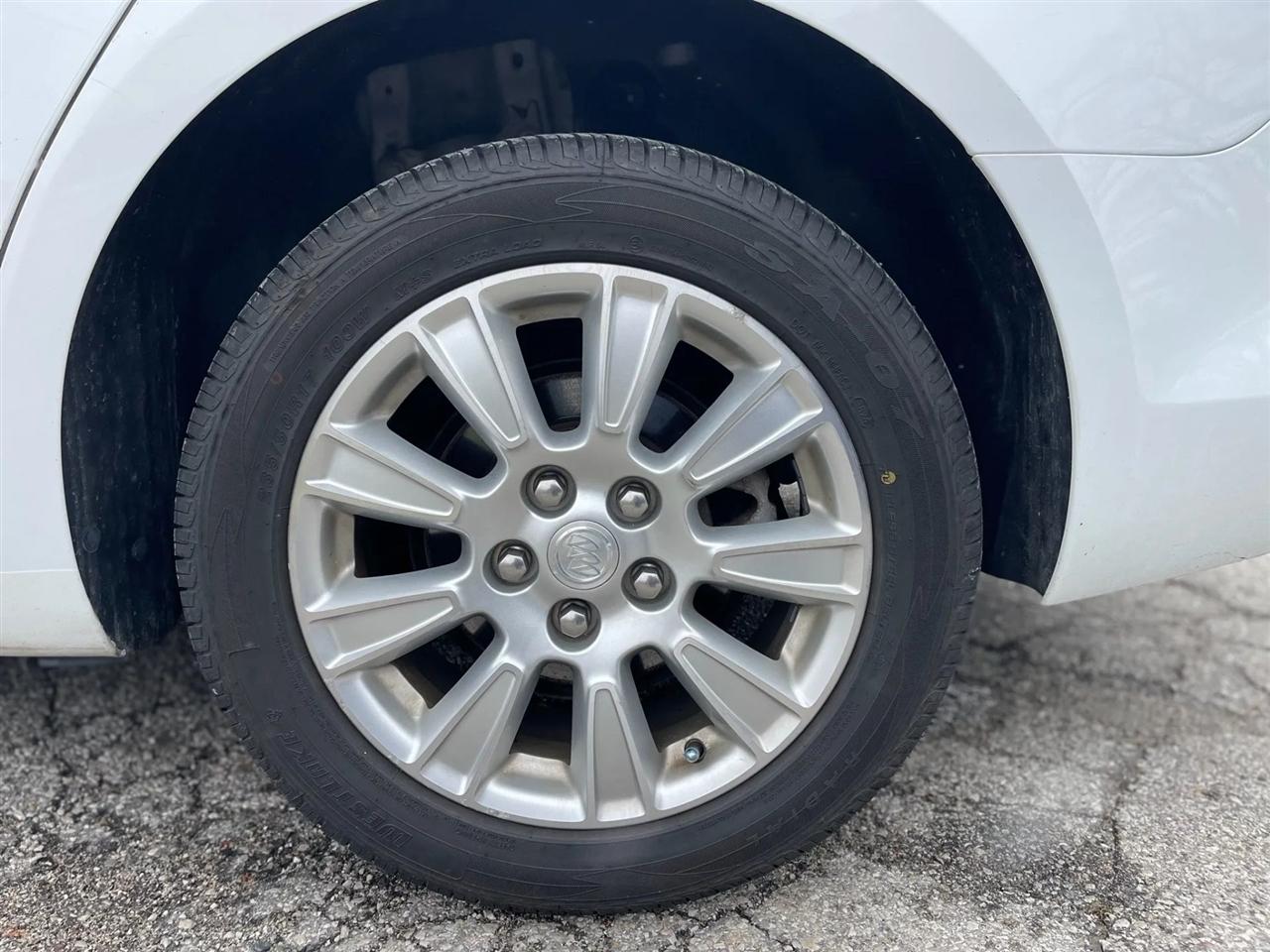 Buick LaCrosse  2013