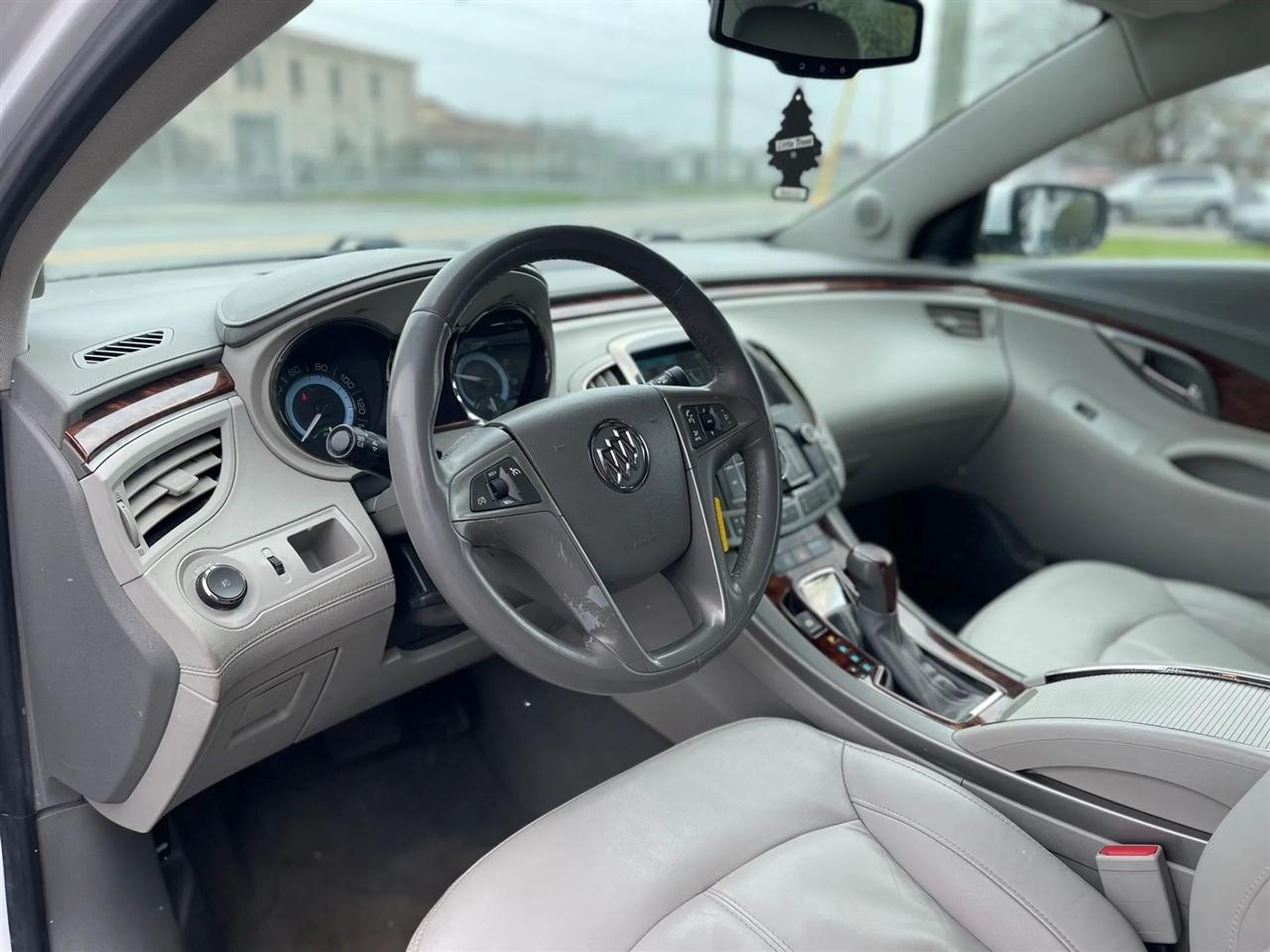 Buick LaCrosse  2013